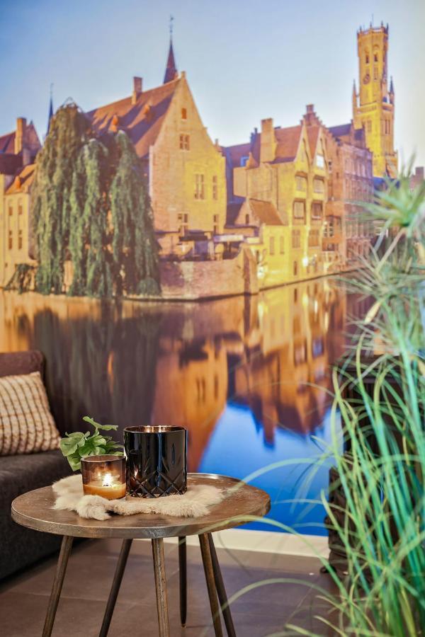 Huswell - Charming Getaway In The Historical City Center Брюгге Экстерьер фото